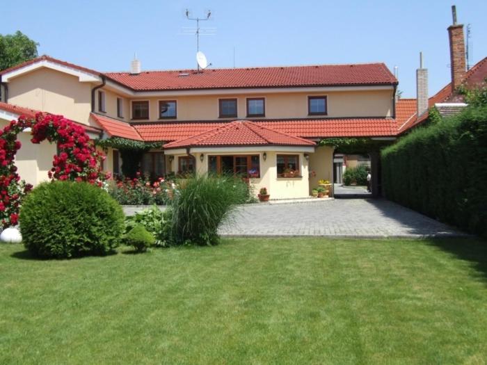 Penzion 77 - Garni Pezinok Exterior photo